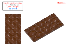 1371